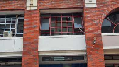 Ruko Pluit Siap Pakai (baru Renov Total)