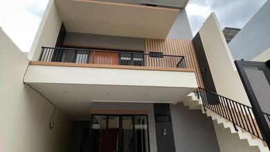 Rmh Brandnew Muara Karang Minimalis 3,5 Lantai