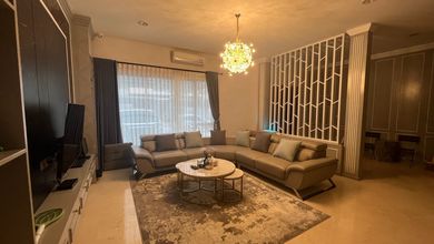 Jual Rumah Bagus LT 160 m2 di Golf Island, Jakarta Utara