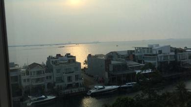 Apartemen Pantai Mutiara 3 BR Semi Furnished Bagus