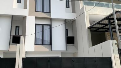 Rumah Baru SHM di Pluit, Jakarta Utara