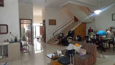 Rumah Bagus Semi Furnished SHM di Pluit, Jakarta Utara