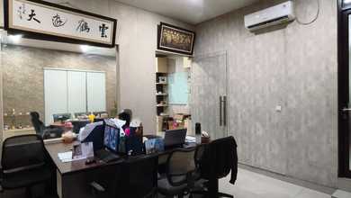 Rumah Pluit 3Lantai Cocok untuk Huni Kantor Ataupun Gudang