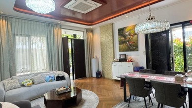 Dijual Rumah Bagus Siap Huni di Pik 2. Full Bangunan. Full Renovasi