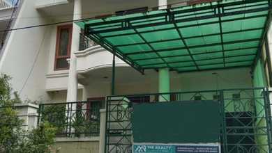 Dijual Rumah Pluit Tidak Berhadapan dengan Rumah Lain