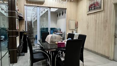 Dijual Cepat Rumah Golf Lake Residence