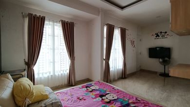 Rumah Dijual di Casa Jardin