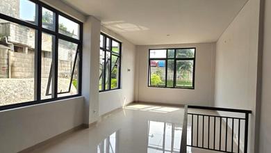 Ruko 2 Lantai Bsd City Posisi Hook Serpong Tangerang