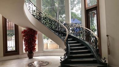 Dijual Rumah Mewah 2 Lantai Pantai Indah Kapuk