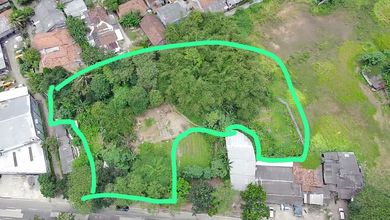 Dijual / Sewa Tanah Kavling daerah Tiga Raksa jln Pemda sudah rapi di pagar pinggir jln raya sangat strategis cocok restoran showroom. Gudang. Luas 3682 /******** SHM. PLN 7700 watt. Air sumur. Harga Rp 3.5 juta/ m2 . Sewa 400 juta / thn. Hubungi Lia Lim 