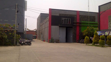 Disewakan Gudang Ada Kantor di Cipondoh LB. 300M2