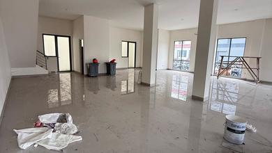 Hadap Boulevard !! Disewa Ruko Gandeng Maggiore Serpong Tangerang