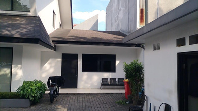 Disewa Rumah Pakubuwono, Jakarta Selatan