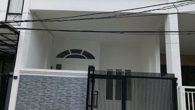Rumah Baru di Bojong Indah 2,5 Lantai