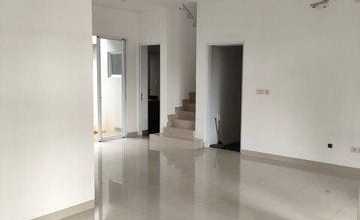 Rumah di Green Lake City Cluster Asia Bagus