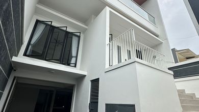 Rumah Bagus Di Bojong Indah 4 Lantai Luas 
