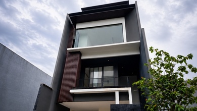 Rumah di Permata Buana Baru 4 Lantai