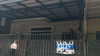 Rumah Dikosambi Bagus 3 Lantai
