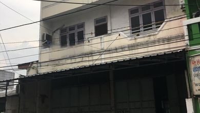 Ruang Usaha Tanah Besar di Palmerah Barat 680 m² SHM