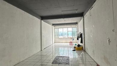 Dijual BU Ruko di Pangeran Jayakarta. 4 Lantai