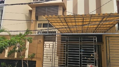 Dijual Rumah Rapih Di Kav Porli Jelambar. Hadiah Villa 100m2 Di Apple Green