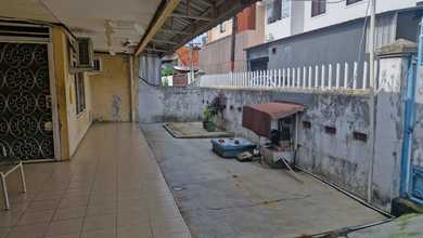 Dijual Rumah di Kavling Polri Blokjelambar A