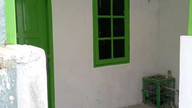 Disewa Rumah Kalideres Kamar Bawah