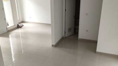 Dijual cepat rumah greenlake city 10x18 baru jarang ada