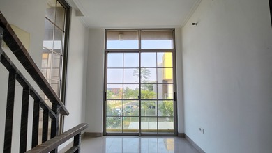 Dijual Termurah! Rumah Pik2 6X10 3 Lantai Hadap Selatan