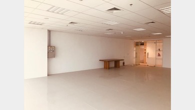 Sewa Office Space 250 Meter Bare Puri Indah Jakarta Barat