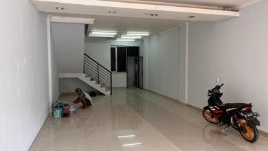 Disewa Ruko Victoria Park 3 Lantai 259 Meter HGB Karawaci