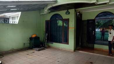 Dijual Rumah Ideal Taman Palem Lestari 3 Lantai SHM Unfurnished