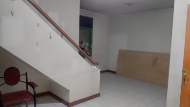Dijual Rumah Butuh Renovasi Taman Palem Lestari 2 Lantai SHM