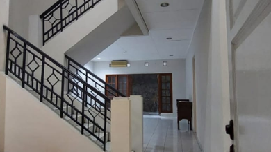 Dijual Rumah Bagus Taman Surya SHM 2 Lantai Jakarta Barat