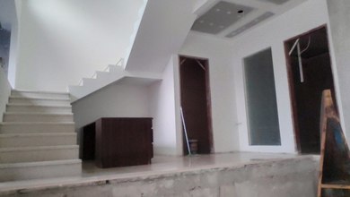 Disewa Rumah Baru Tanjung Duren Utara 4 Lantai SHM Unfurnished