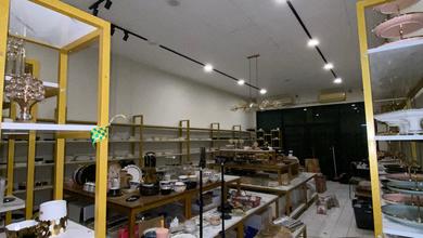 Disewa Ruko Komersial Gading Serpong 3 Lantai 260 Meter Tangsel