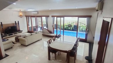 Disewa Rumah Cantik Pondok Indah 500 Meter Furnished Jaksel