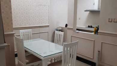 Rumah Cantik Green Lake Siap Huni Full Reno