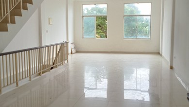 Ruko Boulevard 4Lt Green Lake Strategis Siap Huni Murah