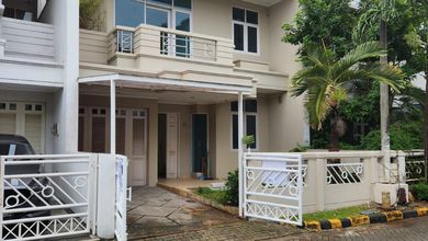 Rumah Cantik 2 Lantai Di Bumi Permata Indah Shm Bagus