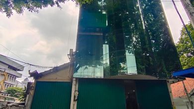 Kantor 5 Lt Di Tanah Abang Boulevard Strategis