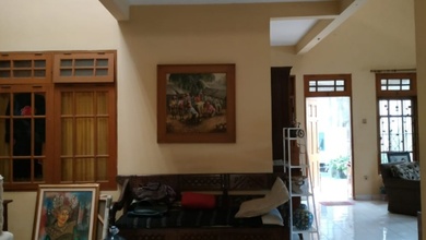 Di Jual Rumah 2 Lantai Di Komplek Bsd Tangerang 
