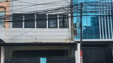 Di Sewakan / Di Jual Ruko 3 Lantai Di Pejaten Jakarta Selatan 