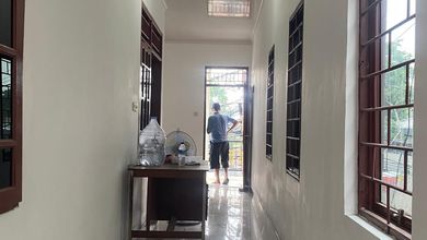 Di Sewakan/Jual Rumah 2 Lantai Di Duren Tiga
