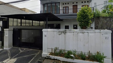 Di Sewakan Rumah 2 Lantai di Menteng Jakarta Pusat