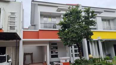 Rumah Bagus 2Lt 3 + 1 Kt Sdh Renov Bebas Banjir