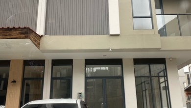 Ruko di Gading Serpong Semi Furnished 2Lt Siap Pakai