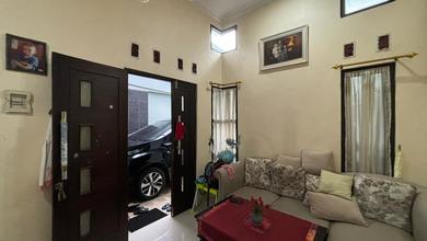 Meruya Selatan. Rumah 1 Lantai di Perumahan Walikota Jakbar