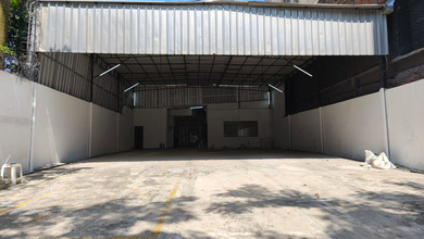 Disewakan Ruang Usaha di Kh Moh Mansyur Dekat Roxy