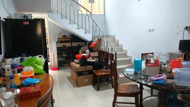 Dijual Rumah 3 Lantai Semi Furnish di Kemurnian Glodok Taman Sari